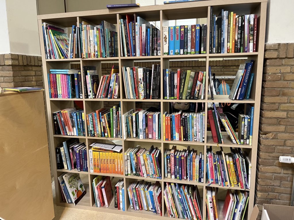 Update schoolbibliotheek. Update schoolbibliotheek.